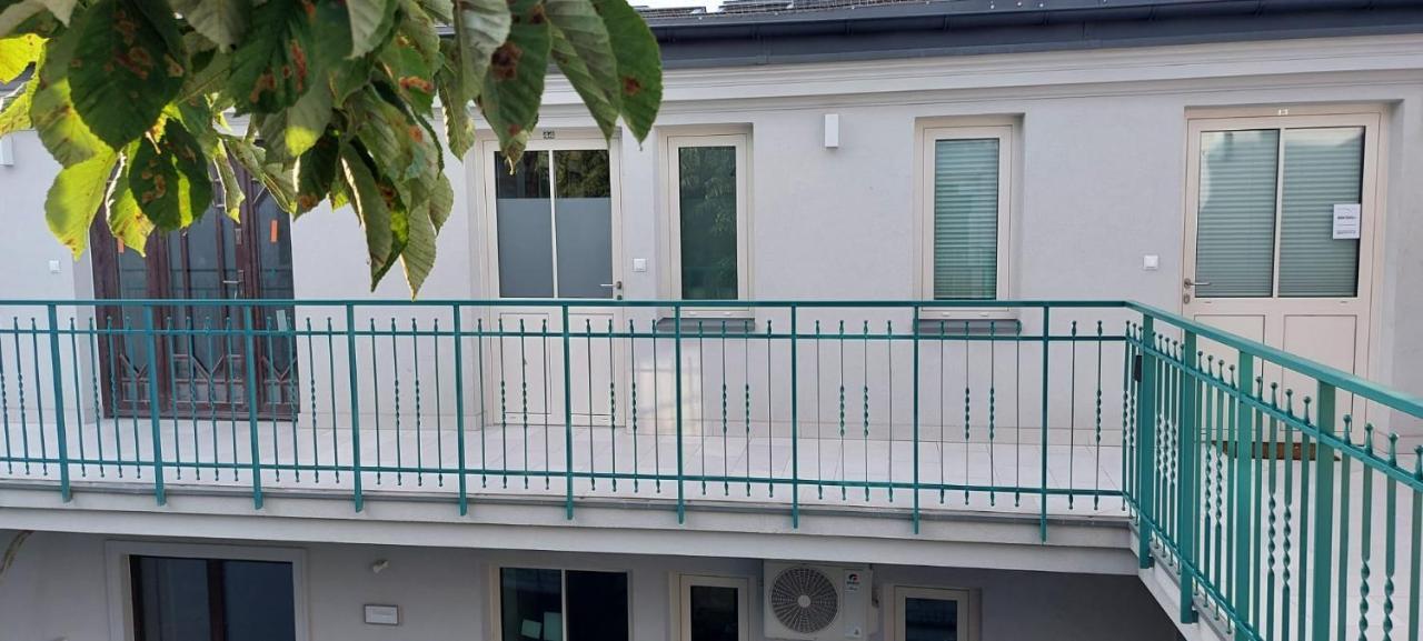 Juwel Apartments Krakow Z Widokiem Na Wawel Ap 44 Buitenkant foto